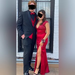 Sherry Hill Prom Dress Sz 0 in excellent condition worn for a couple hours.